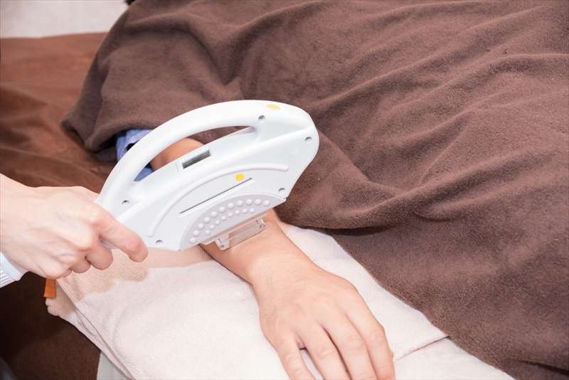 最新機材を導入し痛みの少ない施術を実施